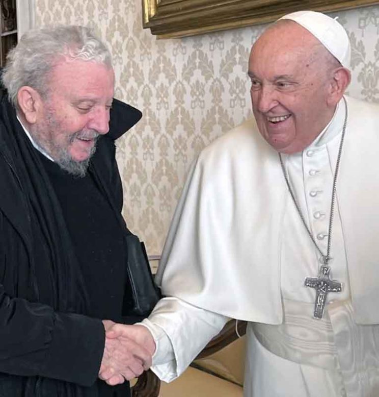 Pope Francis receives Kiko Argüello, initiator of the Neocatechumenal Way