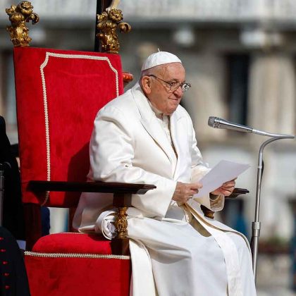 Pope: Love is beautiful when lived generously