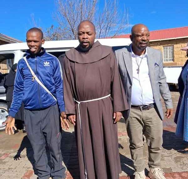 Brothers Paul Tseliso Ramosa and Calestus Phekane Pholo OFS made their permanent vows in the 3rd order of St Francis on April 19