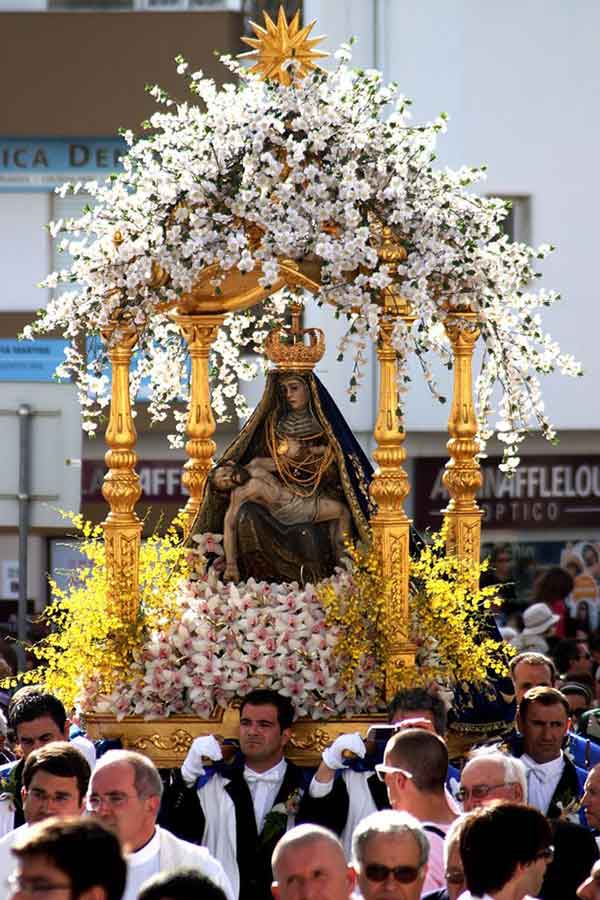 Marian procession in the Algarve Portugal Photo Wikipedia