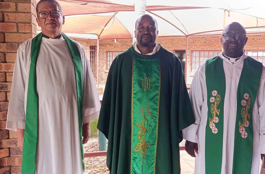 Father Enrico Parry (left), Father Canaan Dumbura (main-celebrant) and Father Anselm Tafara Musemwa